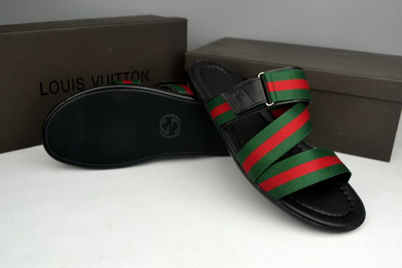 Gucci Men Slippers_536